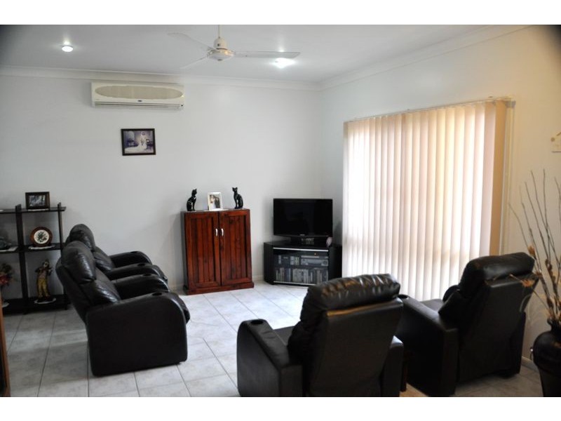 5 Rankin St, Armstrong Beach QLD 4737
