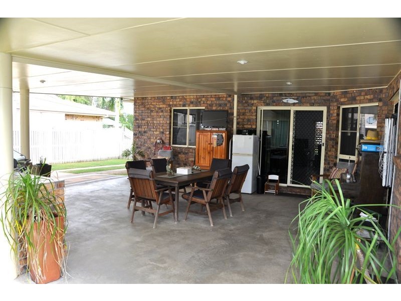 5 Rankin St, Armstrong Beach QLD 4737