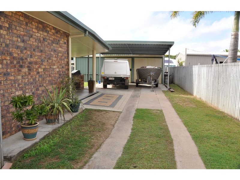 5 Rankin St, Armstrong Beach QLD 4737