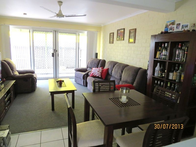 2/90 Milton St, Mackay QLD 4740