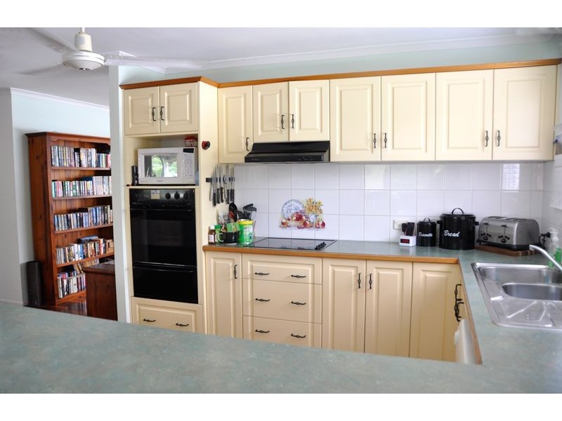 29 Edmonds St, Bucasia QLD 4750