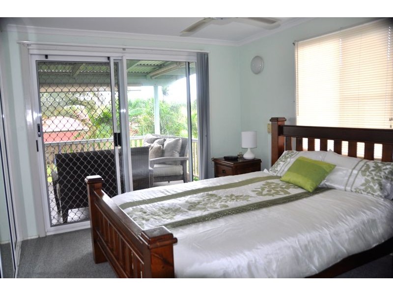 29 Edmonds St, Bucasia QLD 4750