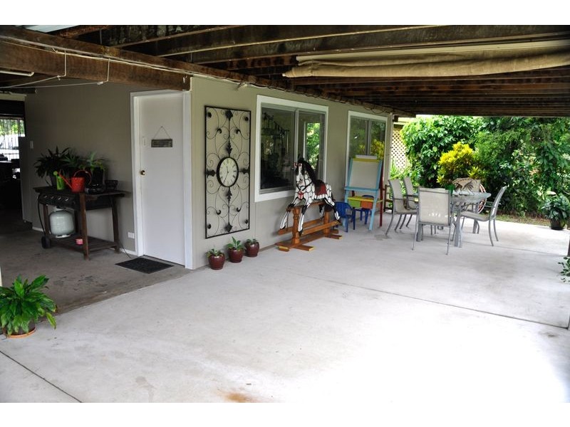 29 Edmonds St, Bucasia QLD 4750