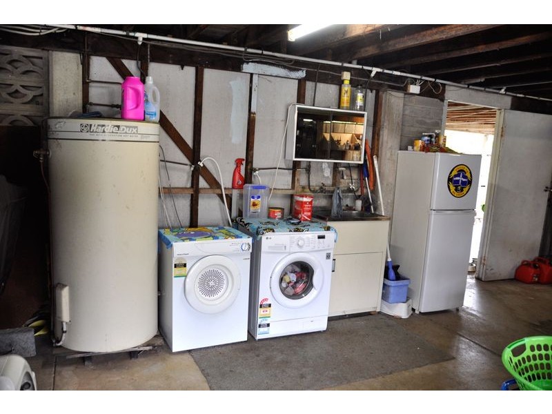 29 Edmonds St, Bucasia QLD 4750