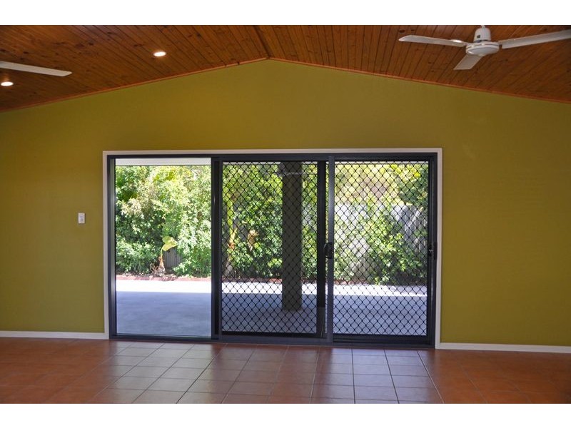 10 Friarbird Ave, Blacks Beach QLD 4740