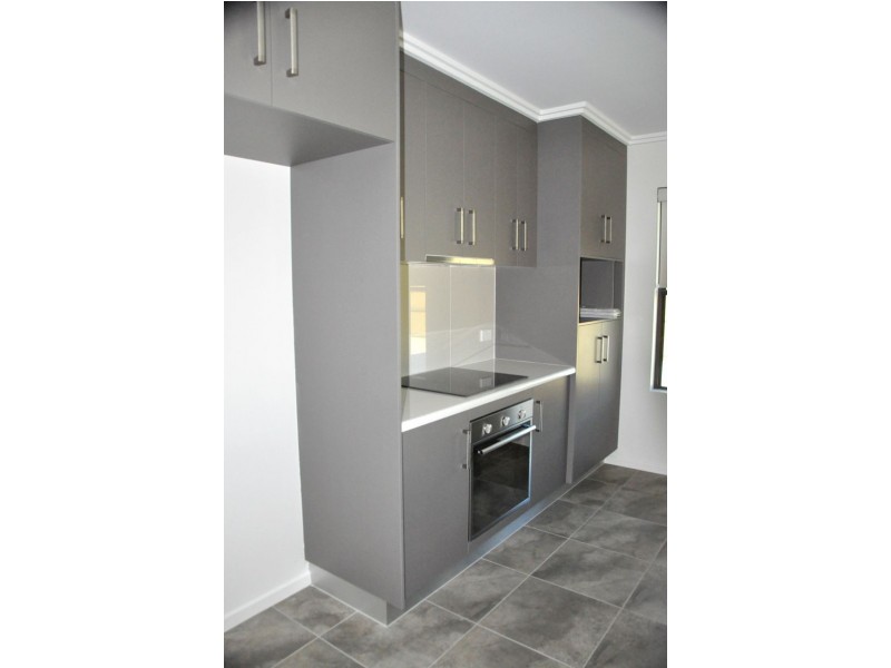 75 Makybe Diva Drv, Ooralea QLD 4740