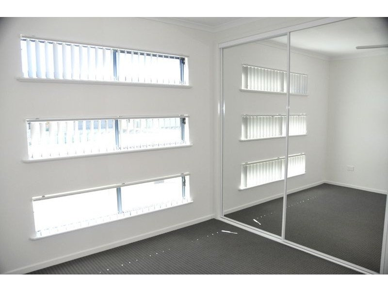 75 Makybe Diva Drv, Ooralea QLD 4740