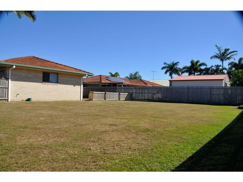 25 Caledonian Drv, Beaconsfield QLD 4740