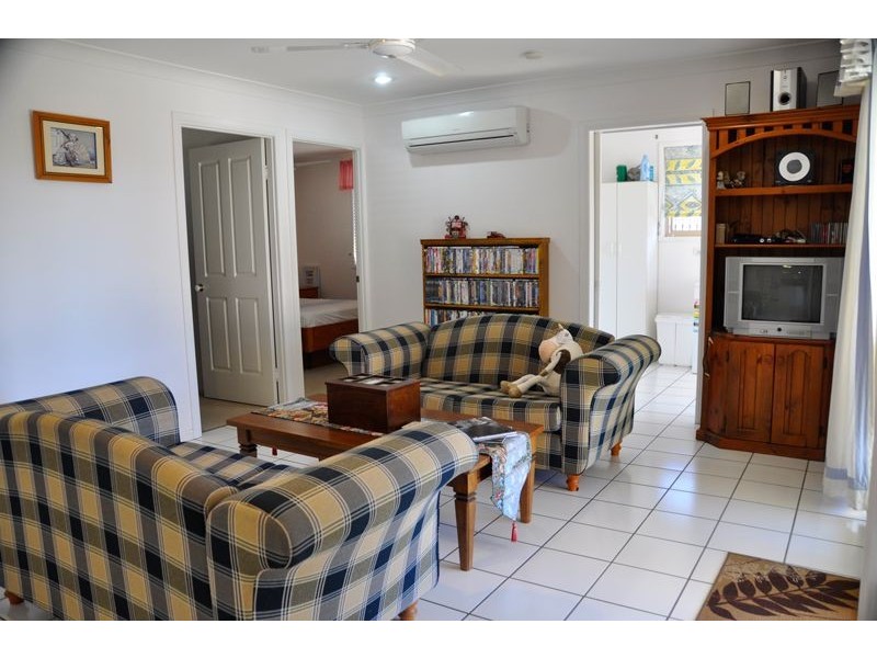 25 Caledonian Drv, Beaconsfield QLD 4740