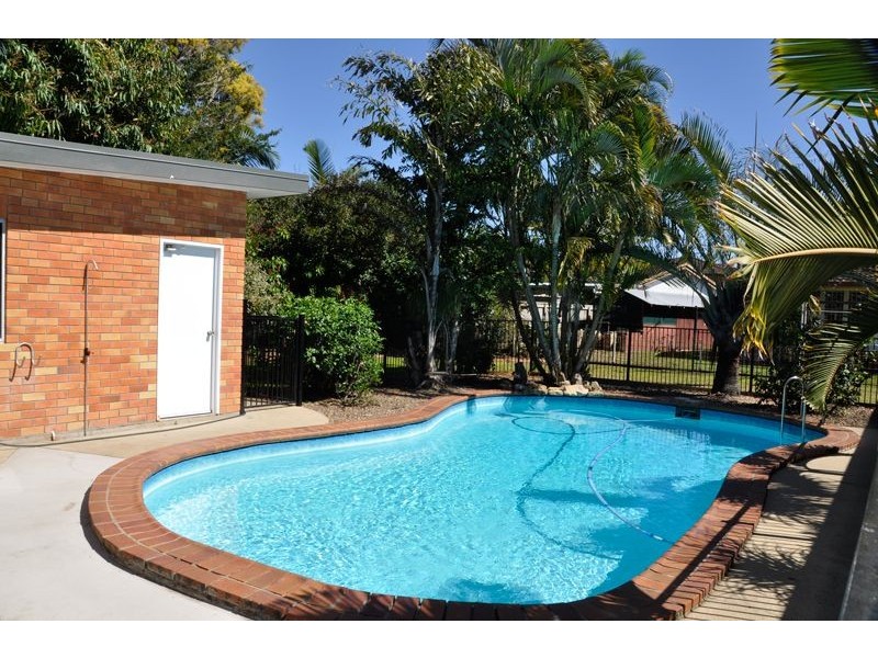 13 Barton St, West Mackay QLD 4740