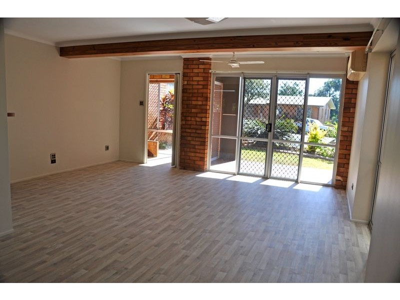 13 Barton St, West Mackay QLD 4740