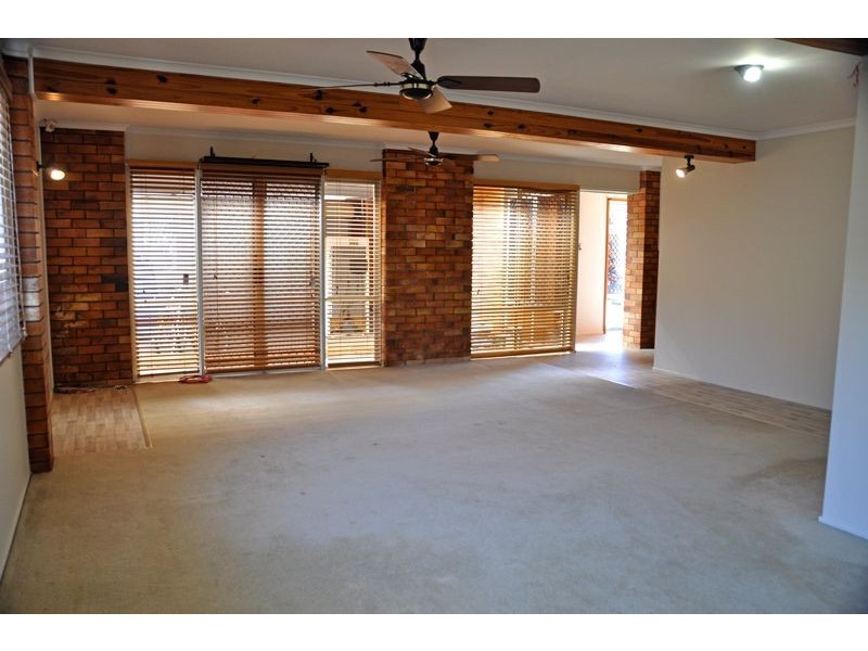 13 Barton St, West Mackay QLD 4740