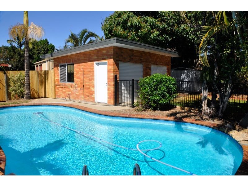 13 Barton St, West Mackay QLD 4740