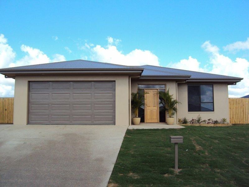 3 Hook Court, Sarina QLD 4737