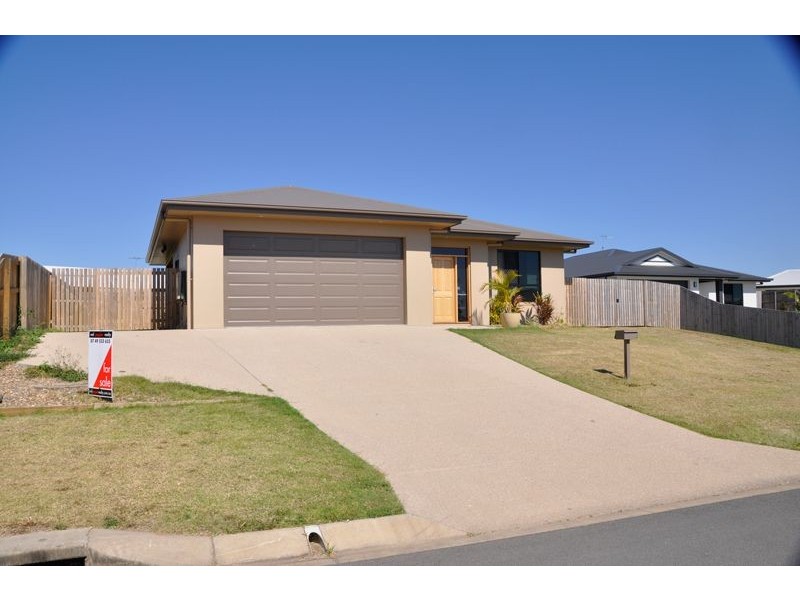 3 Hook Court, Sarina QLD 4737