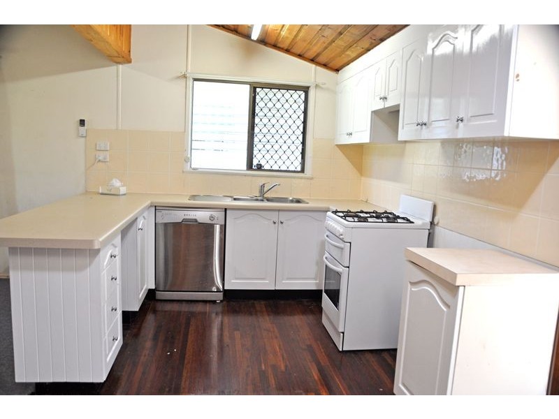 7 Knobel St, North Mackay QLD 4740