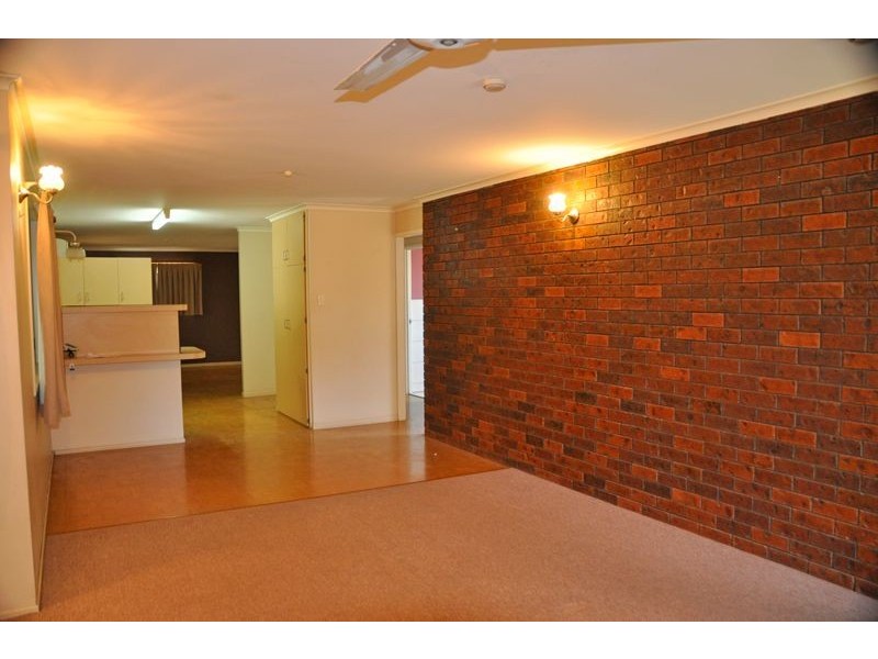 7 Karri Crt, Beaconsfield QLD 4740