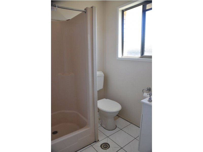 7 Karri Crt, Beaconsfield QLD 4740