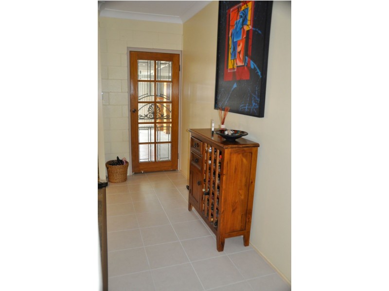 1 Hassen Crt, Mount Pleasant QLD 4740