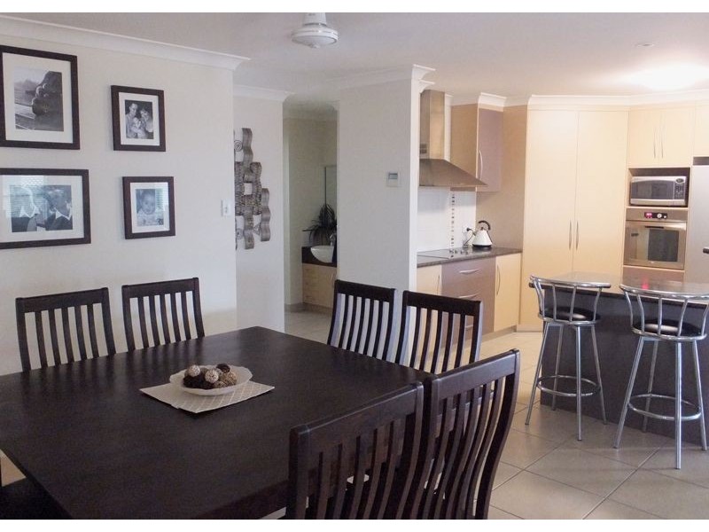 28 Manning St, Rural View QLD 4740