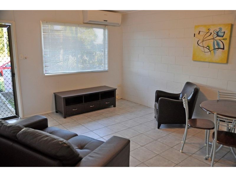 3/23 Wares, Sarina QLD 4737