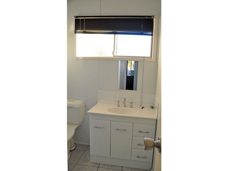 3/23 Wares, Sarina QLD 4737