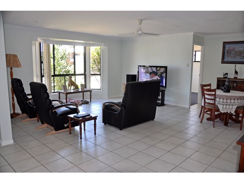 11 The Quarterdeck, Blacks Beach QLD 4740