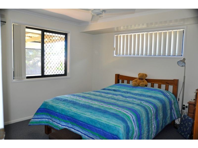 11 The Quarterdeck, Blacks Beach QLD 4740