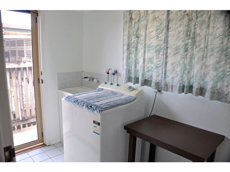 1/61 Holland St, West Mackay QLD 4740