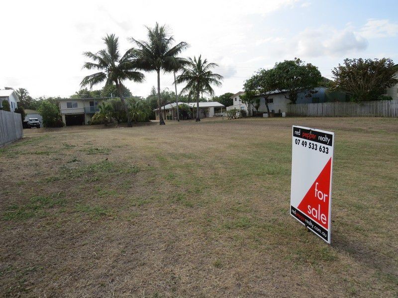 39 Owen Jenkins Dve, Sarina Beach QLD 4737