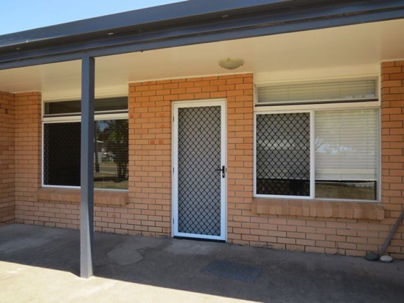 1-21 Owen Jenkins Dr, Sarina QLD 4737