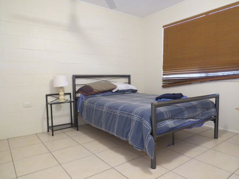 1-21 Owen Jenkins Dr, Sarina QLD 4737