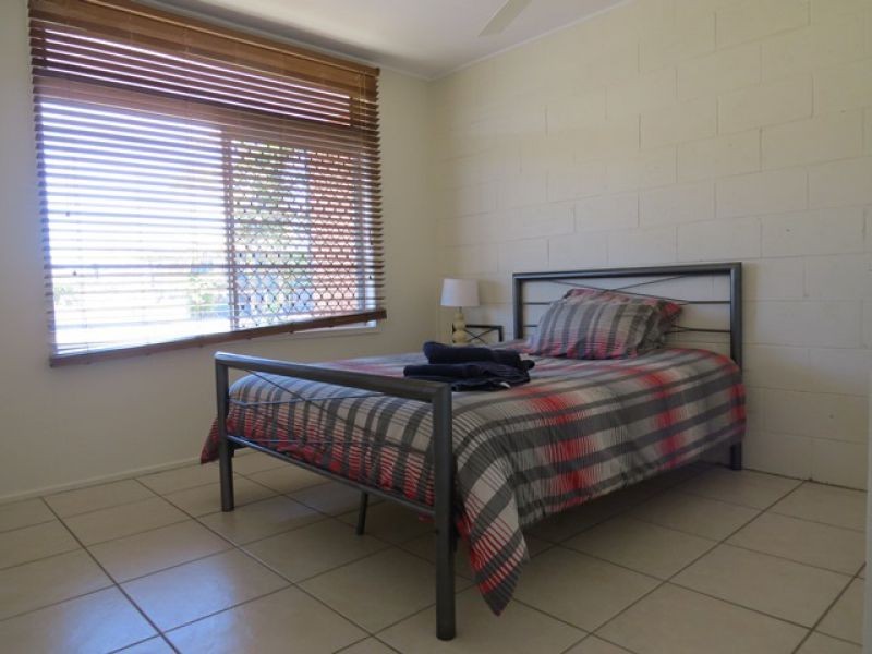 1-21 Owen Jenkins Dr, Sarina QLD 4737