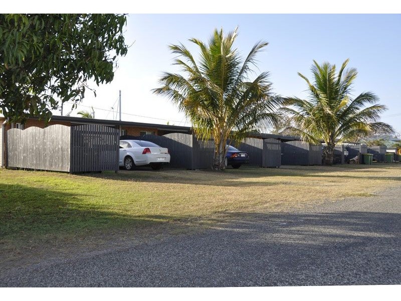 1-21 Owen Jenkins Dr, Sarina QLD 4737