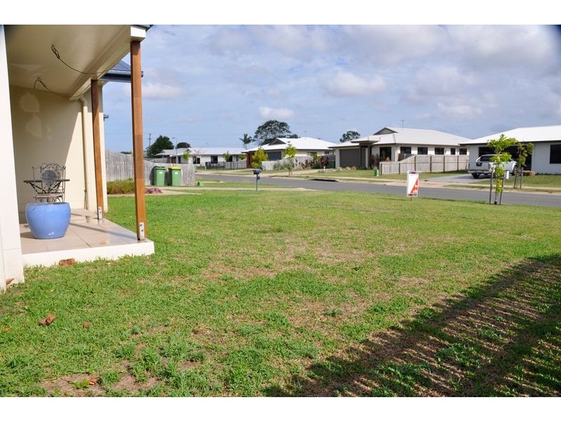 16 Millenium Dr, Sarina QLD 4737