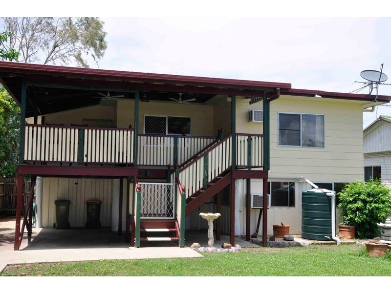 2 Black St, South Mackay QLD 4740