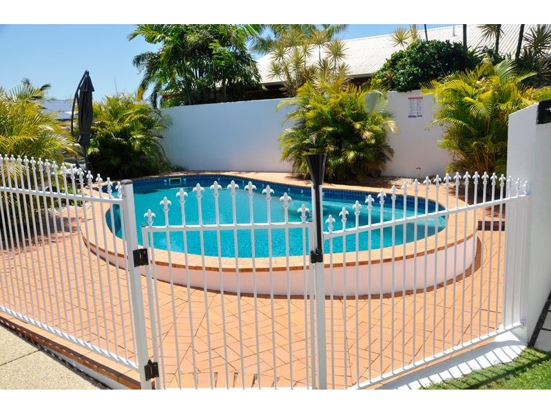 10 Palmview Crt, Rural View QLD 4740