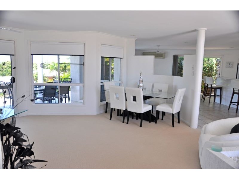 10 Palmview Crt, Rural View QLD 4740