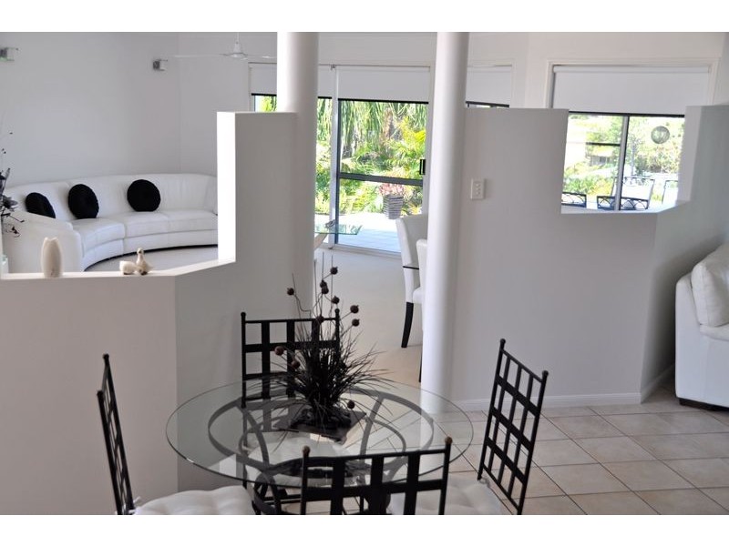 10 Palmview Crt, Rural View QLD 4740
