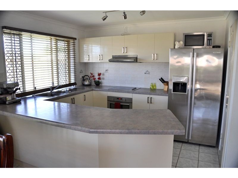 4 Lorne Court, Beaconsfield QLD 4740