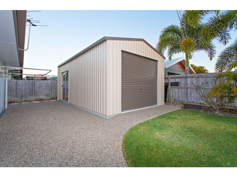 56 Gingham, Glenella QLD 4740