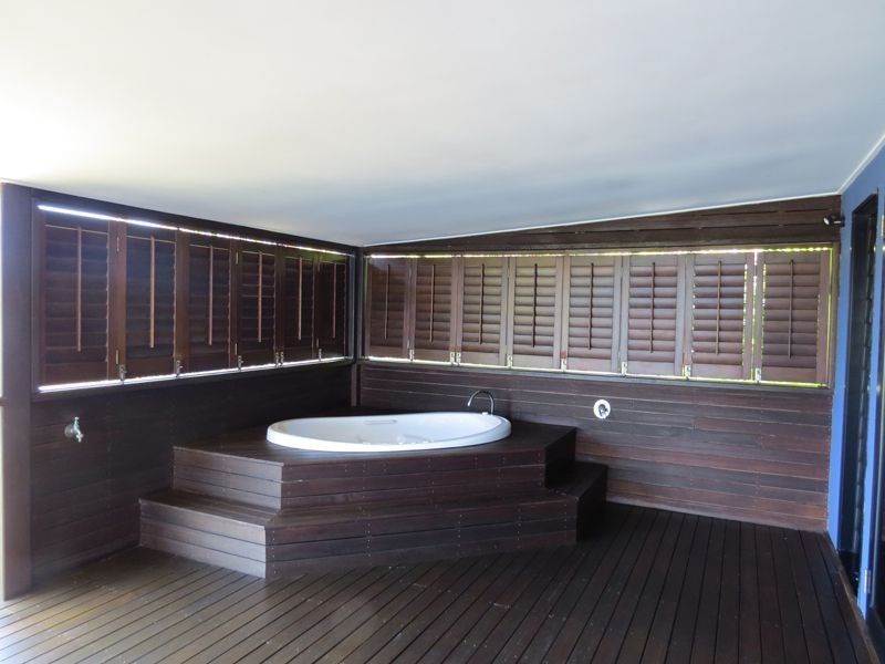 16 Frangipanni Ave, Seaforth QLD 4741