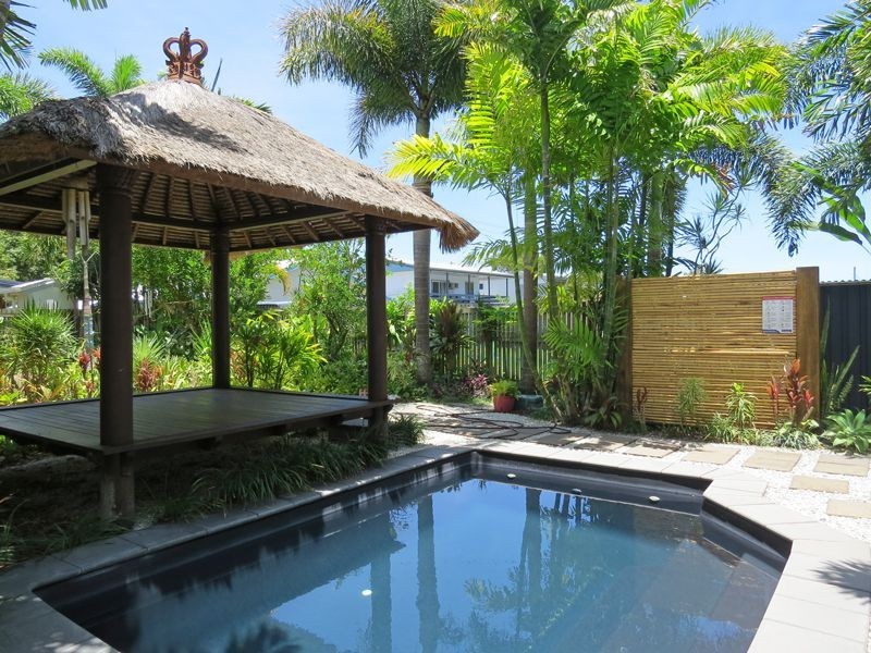 16 Frangipanni Ave, Seaforth QLD 4741