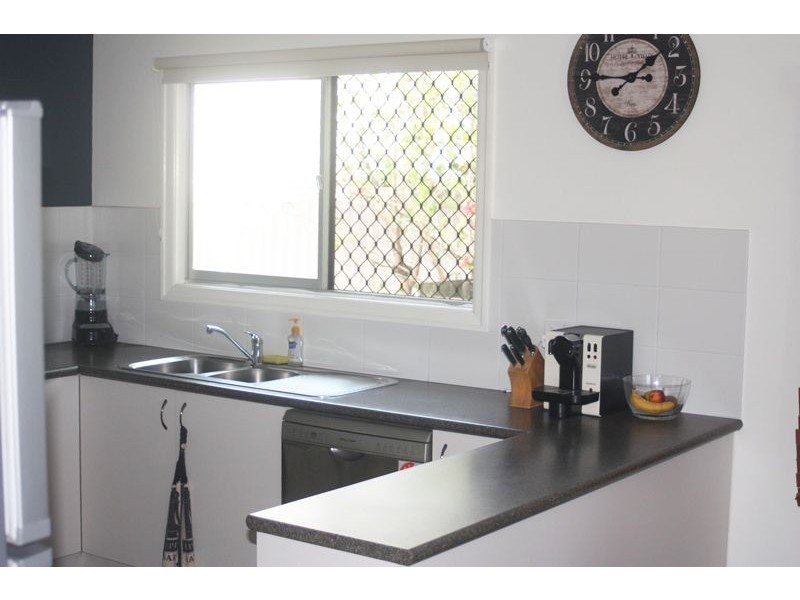 2 Zammit St, North Mackay QLD 4740