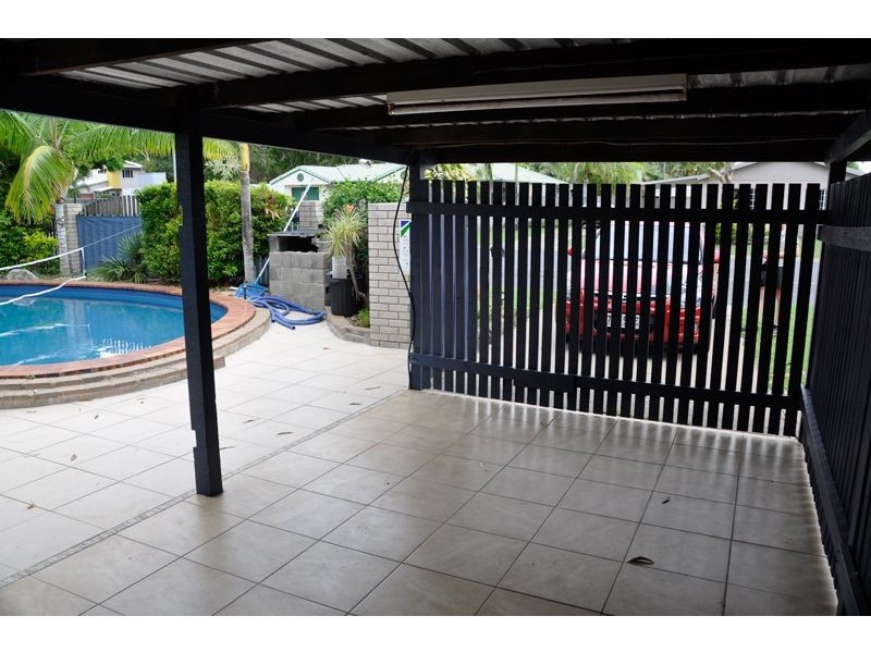 29 Coles Rd, Andergrove QLD 4740
