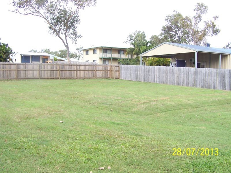 24 Murphy St, Seaforth QLD 4741