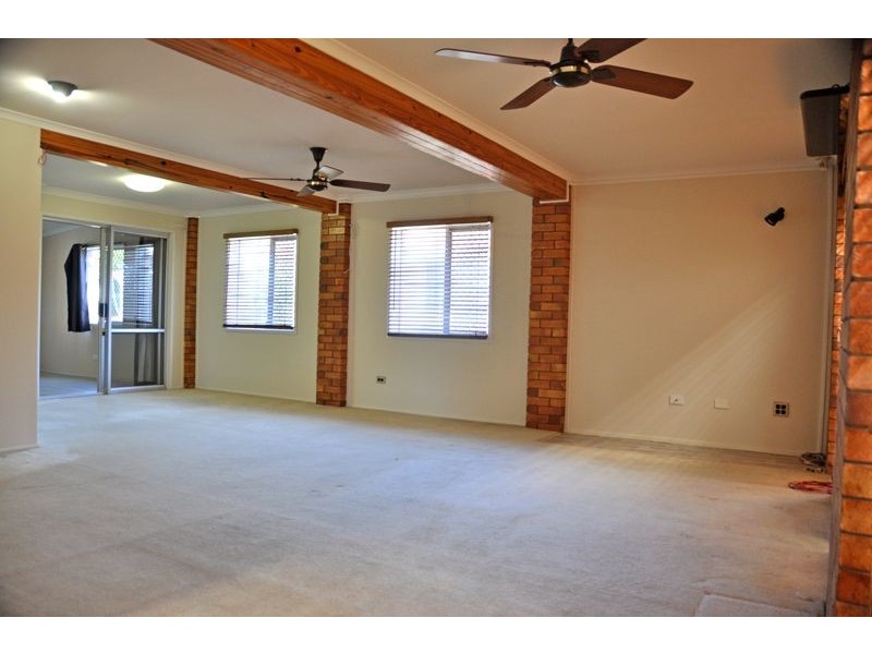 13 Barton St, West Mackay QLD 4740