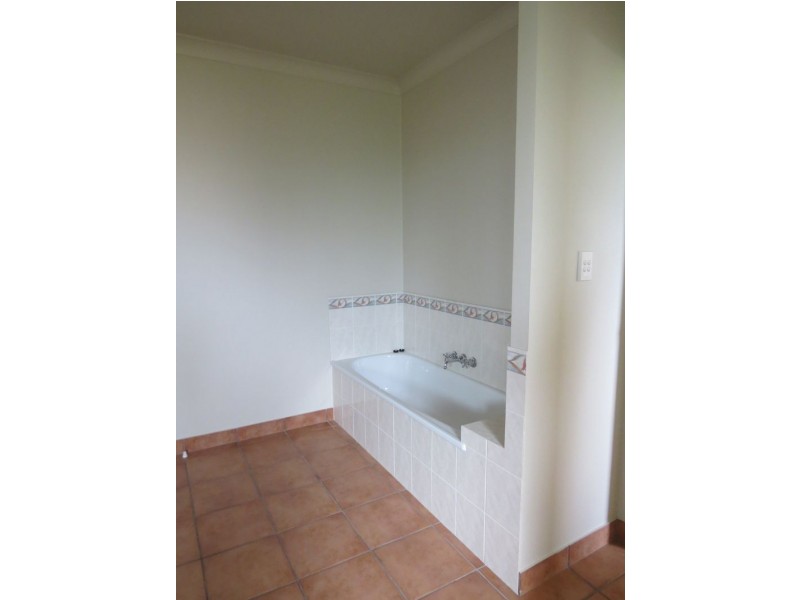 4 James Croker Drive, Mackay QLD 4740