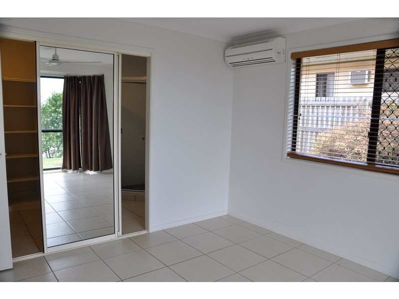 25 Townsend St, Bucasia QLD 4750