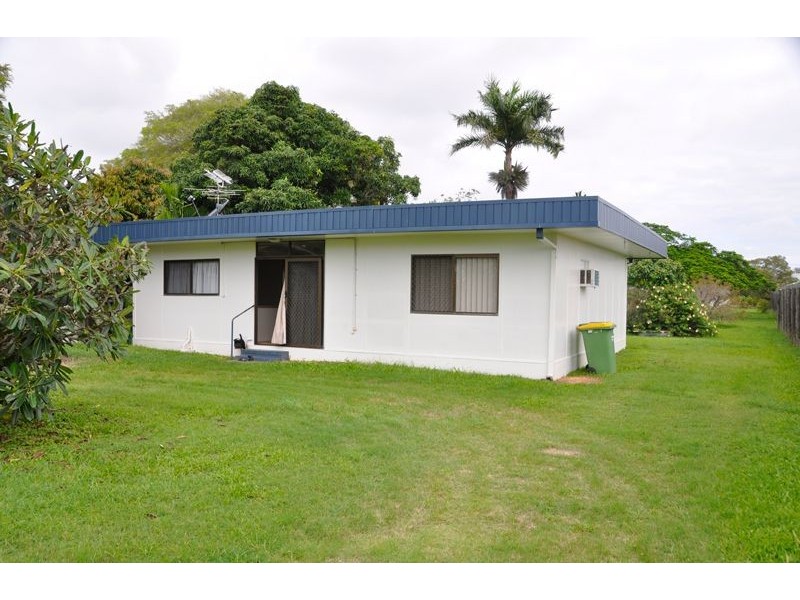 7 East St, Sarina QLD 4737